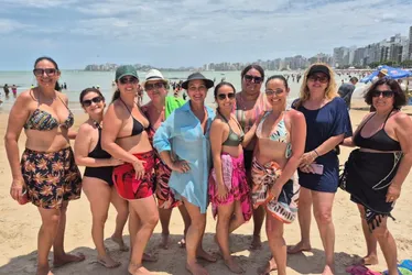 Imagem ilustrativa da imagem “Prévia do verão” lota praias de Guarapari