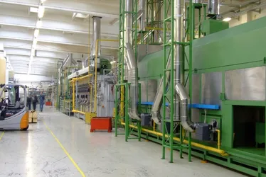 Imagem ilustrativa da imagem Produção industrial recua 0,2% em julho e acumula efeitos do juro alto