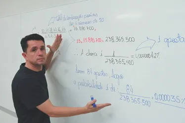 Imagem ilustrativa da imagem Professor de matemática sobre +Milionária: "Mais fácil um raio cair na cabeça"