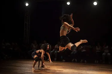 Imagem ilustrativa da imagem Recife se transforma em palco vivo com o 28º Festival Internacional de Dança