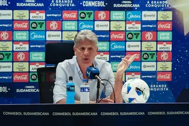 Imagem ilustrativa da imagem Renato Gaúcho pede demissão e diz: 'Acabou o futebol por causa das redes sociais'