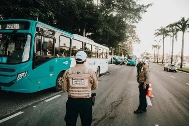Imagem ilustrativa da imagem Roubos em ônibus caem 62% na Serra, diz Sesp
