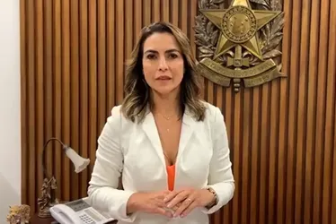Imagem ilustrativa da imagem Roupa Nova se pronuncia após vaias a senadora durante show viralizarem