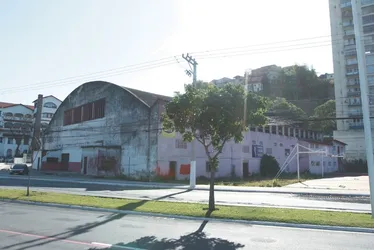 Imagem ilustrativa da imagem Saldanha deve recusar oferta de R$ 92 milhões por sede do clube