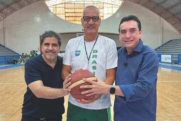 Imagem ilustrativa da imagem Seleção de basquete se despede de Guarapari