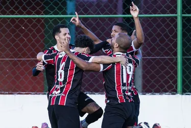 Imagem ilustrativa da imagem Serra e Forte saem na frente rumo à elite do Capixabão