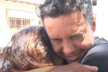 Imagem ilustrativa da imagem "Sonhei em abraçá-lo", diz mãe de empresário desaparecido após primeiro encontro