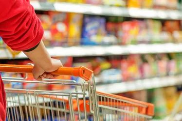 Imagem ilustrativa da imagem Supermercados e materiais de construção fechados aos domingos a partir de 2026