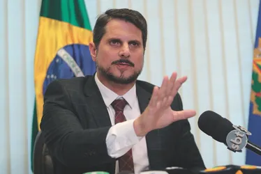 Imagem ilustrativa da imagem Suplente não irá assumir mandato em meio a licença de Marcos do Val