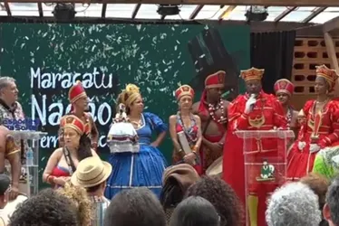 Imagem ilustrativa da imagem "Tambores Silenciosos" é o tema do Homem da Meia-Noite para o Carnaval 2026