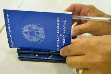 Imagem ilustrativa da imagem Taxa de desemprego no Recife alcança menor patamar para 2º trimestre desde 2015