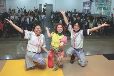 Imagem ilustrativa da imagem Teatro leva educação financeira a escolas públicas de Vitória e Serra