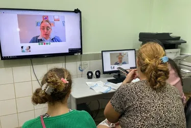 Imagem ilustrativa da imagem Teleconsultas no SUS: tecnologia beneficia mais de 20 mil capixabas