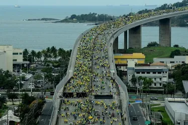 Imagem ilustrativa da imagem Trânsito é liberado na Terceira Ponte após ato de manifestantes Bolsonaristas