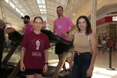 Imagem ilustrativa da imagem Ultramaratonista faz 6 horas de corrida para apoiar pacientes com câncer em Vitória