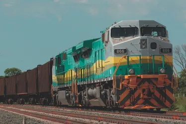 Imagem ilustrativa da imagem Vale testa troca do diesel por etanol em locomotivas