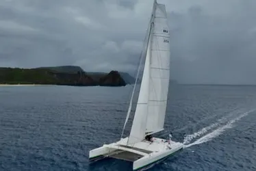 Imagem ilustrativa da imagem Veleiro "Adrenalina Pura" vence a Regata Recife-Fernando de Noronha 2025