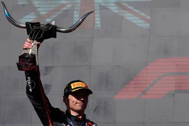 Imagem ilustrativa da imagem Verstappen festeja desempenho nos EUA e disputa pelo seu 5º título