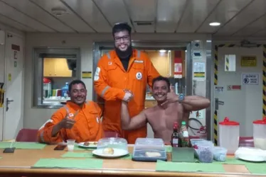 Imagem ilustrativa da imagem Vídeo mostra momento em que criador do "Macakids" e amigo são encontrados no mar
