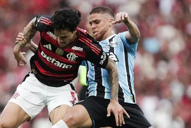 Imagem ilustrativa da imagem Volpi marca gol de pênalti e Grêmio arranca empate com o Flamengo no Maracanã