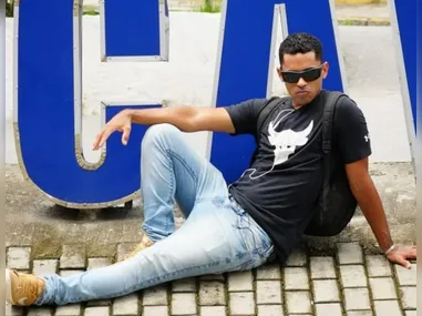 Imagem ilustrativa da imagem Influenciador é condenado a pagar R$ 50 mil por expor pessoas em ‘pegadinhas’ publicadas na internet