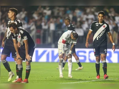 Imagem ilustrativa da imagem Neymar compartilha mensagem motivacional do filho após vexame do Santos: ‘Você é f*’