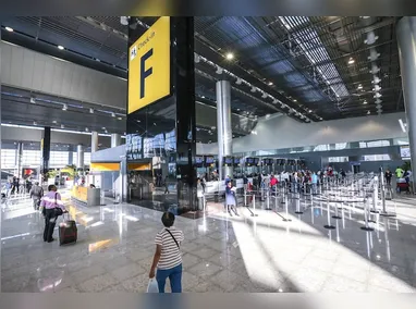 Imagem ilustrativa da imagem Polícia Federal anuncia ampliação de delegacia no Aeroporto de Guarulhos