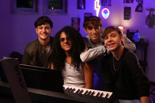 
          Imagem ilustrativa da imagem Academia de Artes Lalu apresenta Lalu Live 15 no Teatro Barreto Júnior  nesta sexta
          