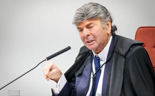 
          Imagem ilustrativa da imagem Ação do golpe 'salta aos olhos' pela quantidade de provas, afirma Fux
          