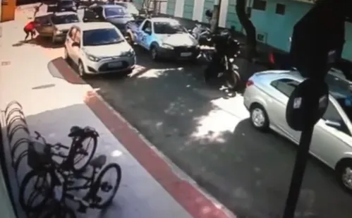 
          Imagem ilustrativa da imagem Acusados por tiroteio em Guarapari são condenados a 137 anos de prisão; veja vídeo
          