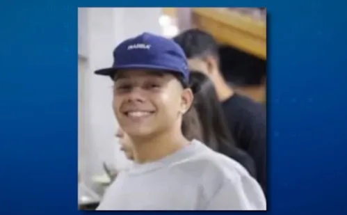 
          Imagem ilustrativa da imagem Adolescente fica em coma após acidente com bike elétrica em Colatina
          