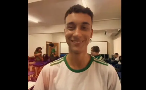 
          Imagem ilustrativa da imagem Aluno do Ifes morre atropelado na BR-101 em Viana
          