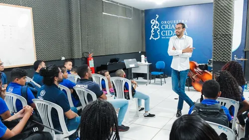 
          Imagem ilustrativa da imagem Antonino: o rosto da Orquestra Criança Cidadã na nova edição do Concerto pela Paz
          