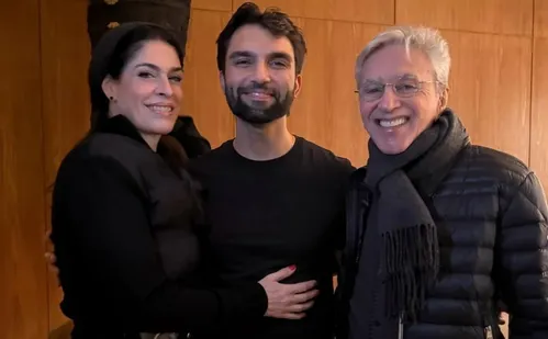 
          Imagem ilustrativa da imagem Após criticar Paula Lavigne, cantor Silva tem encontro com ela em clima amigável
          