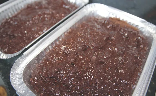 
          Imagem ilustrativa da imagem Aprenda a fazer um bolo de cacau e banana que ajuda a manter a dieta
          