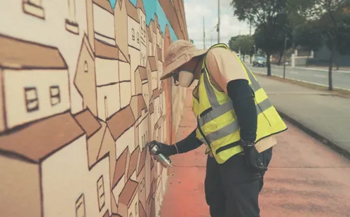 
          Imagem ilustrativa da imagem Arte a céu aberto: pinturas chamam a atenção em muros de Vitória
          