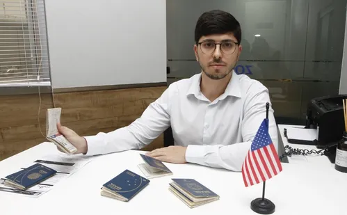 
          Imagem ilustrativa da imagem Até crianças vão ter de fazer entrevista para tirar visto dos EUA
          