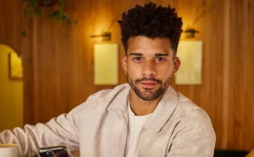 
          Imagem ilustrativa da imagem Ator Lucas Leto sofre acidente de carro no Rio de Janeiro
          