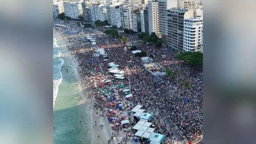 
          Imagem ilustrativa da imagem Atos contra proteção a parlamentares e anistia mostram repúdio ao Congresso
          
