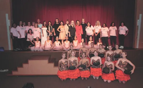 
          Imagem ilustrativa da imagem Aulão do bem com feras do balé neste sábado em Jardim da Penha
          