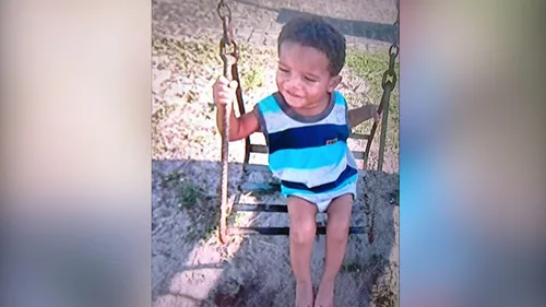 
          Imagem ilustrativa da imagem Bebê queimado em explosão durante ritual de candomblé morre no Recife
          