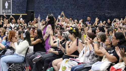 
          Imagem ilustrativa da imagem Bienal Internacional do Livro de Pernambuco comemora recorde de público
          