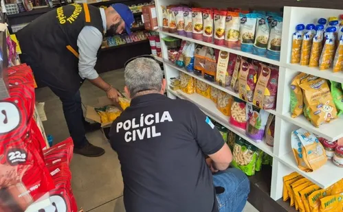 
          Imagem ilustrativa da imagem Biscoitos vendidos como saudáveis foram apreendidos por propaganda enganosa no ES
          