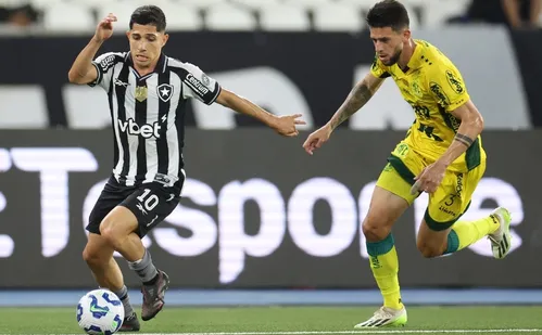 
          Imagem ilustrativa da imagem Botafogo abre 3 a 0, mas Mirassol busca empate heroico e se mantém no G4
          