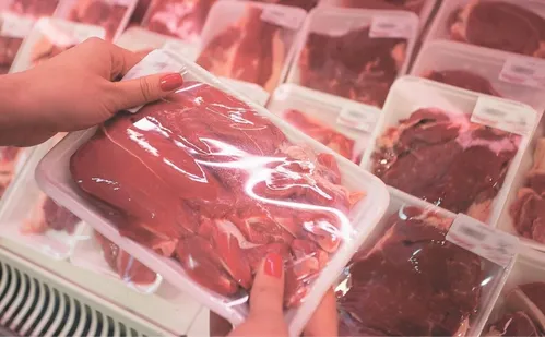 
          Imagem ilustrativa da imagem Brasil tem “inflação negativa” em agosto
          