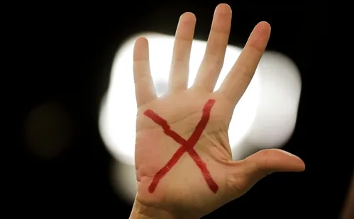 
          Imagem ilustrativa da imagem Brasil teve 187 registros de estupro por dia no primeiro semestre de 2025
          