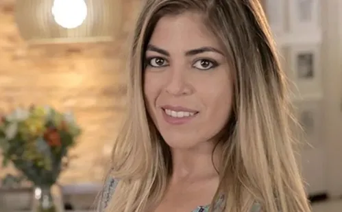 
          Imagem ilustrativa da imagem Bruna Surfistinha rebate críticas sobre vida sexual: 'psiquiatras virtuais'
          