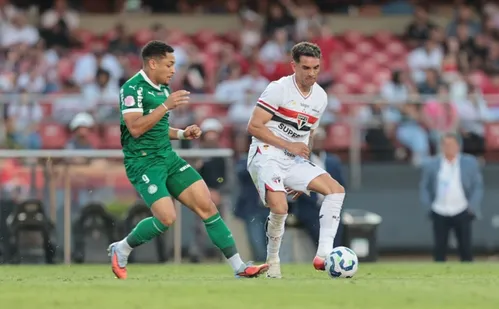 
          Imagem ilustrativa da imagem CBF vai pedir à Fifa autorização para divulgar áudios do VAR do Choque-Rei
          