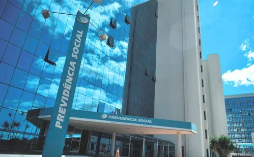 
          Imagem ilustrativa da imagem CPI do INSS: pedidas ações contra “farra do consignado”
          