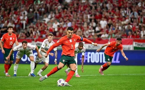 
          Imagem ilustrativa da imagem CR7 iguala recorde e ajuda Portugal a vencer a Hungria
          